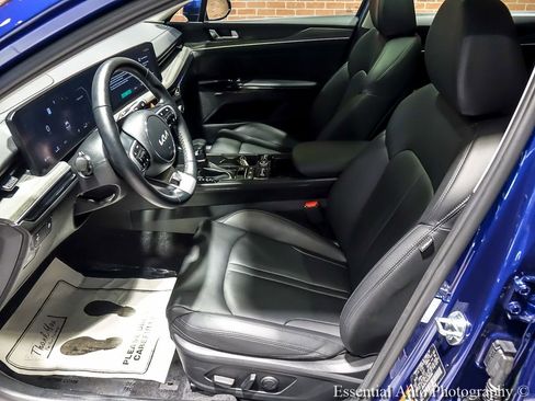 Used 2025 Kia K5 EX FWD image 12