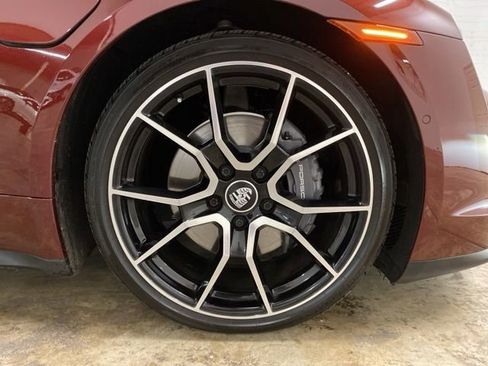 Used 2023 Porsche Taycan w/ Premium Package RWD image 30