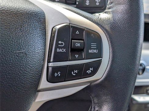 Used 2022 Ford Explorer XLT w/ Equipment Group 202A image 26