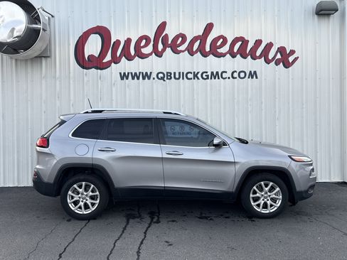 Used 2018 Jeep Cherokee Latitude image 22