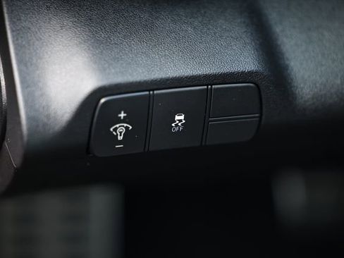 Certified 2025 Hyundai Elantra N Line image 18