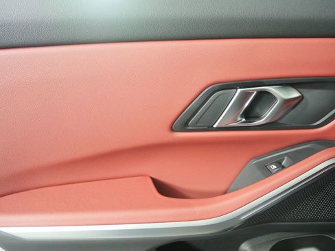 Certified 2025 BMW 330i Sedan image 14