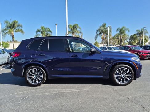 Used 2020 BMW X5 M50i w/ Parking Assistance Package AWD/4WD image 11