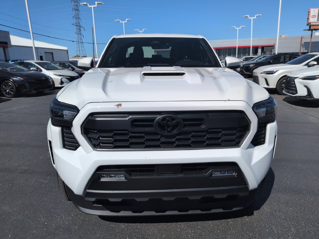 Used 2026 Toyota Tacoma TRD Sport AWD/4WD image 8