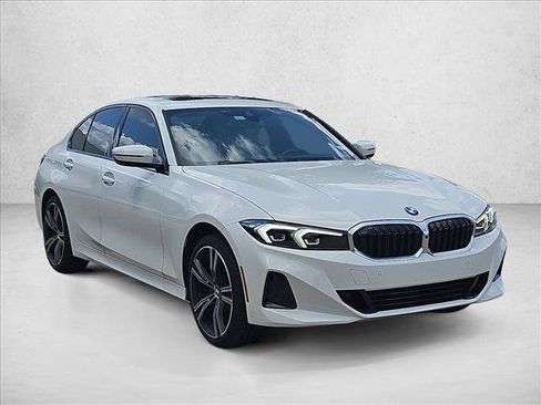 Used 2023 BMW 330i Sedan w/ Premium Package RWD image 3