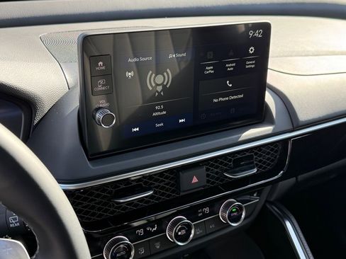 Certified 2025 Acura ADX Base image 25