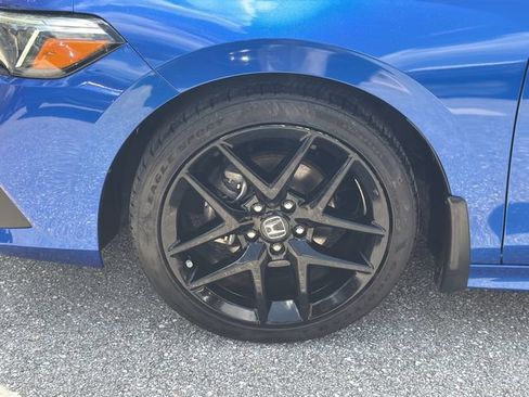 Used 2024 Honda Civic Sport image 11