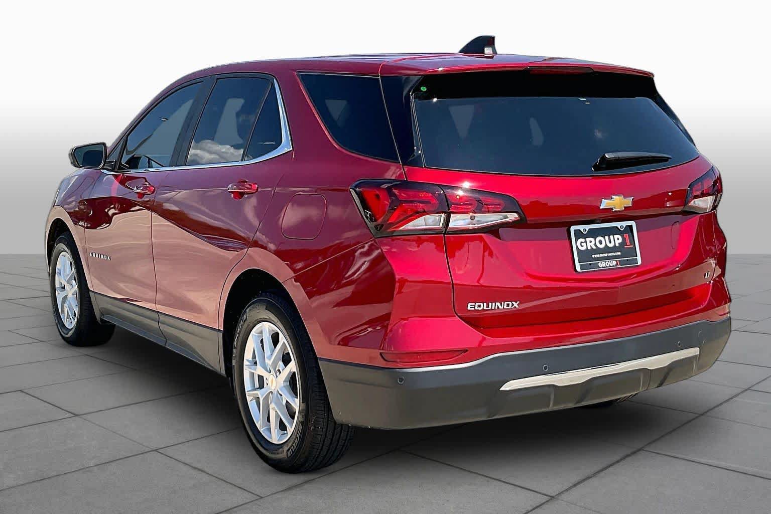 Certified 2024 Chevrolet Equinox LT FWD image 12