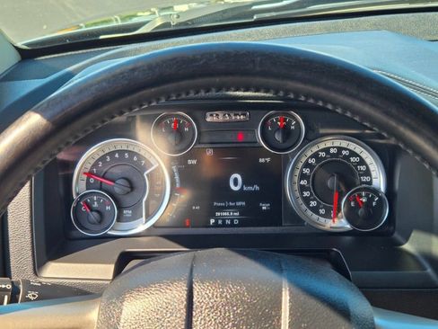 Used 2014 RAM 1500 Laramie w/ Convenience Group AWD/4WD image 35