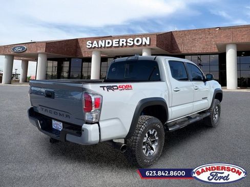 Used 2020 Toyota Tacoma TRD Off-Road w/ Technology Package AWD/4WD image 3