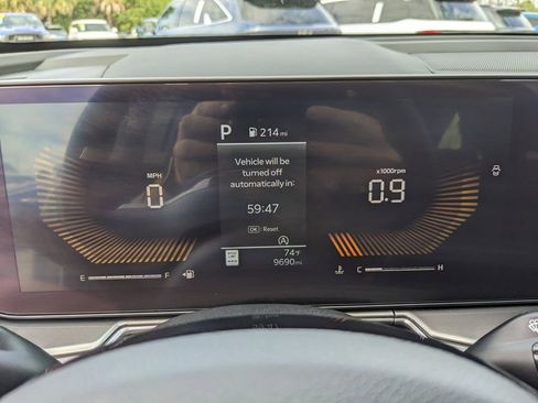 Certified 2025 Kia Sorento S FWD image 37