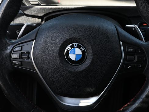 Used 2018 BMW 330i Sedan RWD image 30