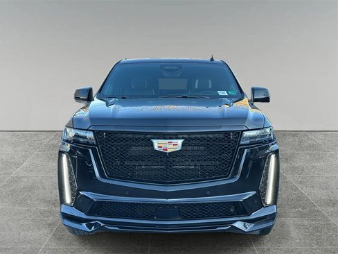 Certified 2023 Cadillac Escalade V image 8
