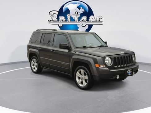 Used 2016 Jeep Patriot Latitude image 3