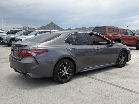 Used 2023 Toyota Camry SE FWD image 2