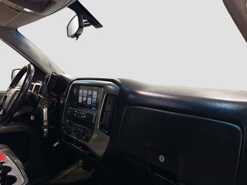 Used 2018 Chevrolet Silverado 1500 LT w/ LT Convenience Package AWD/4WD image 21
