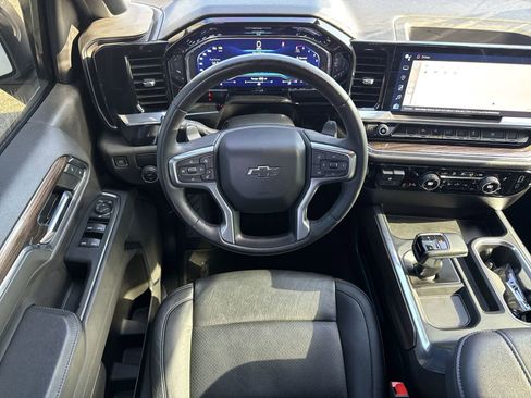 Used 2024 Chevrolet Silverado 1500 RST image 27