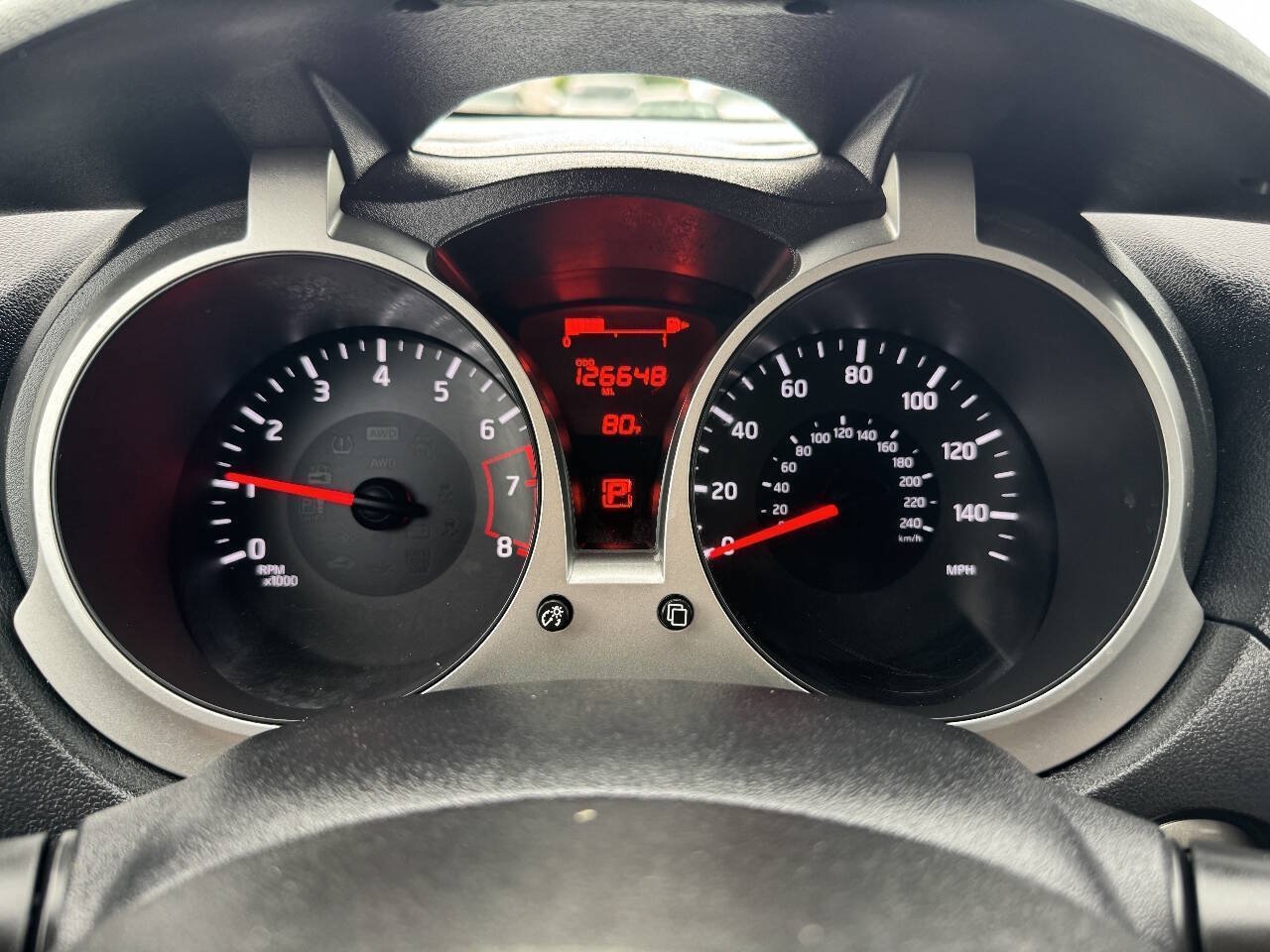 Used 2016 Nissan Juke S FWD image 23