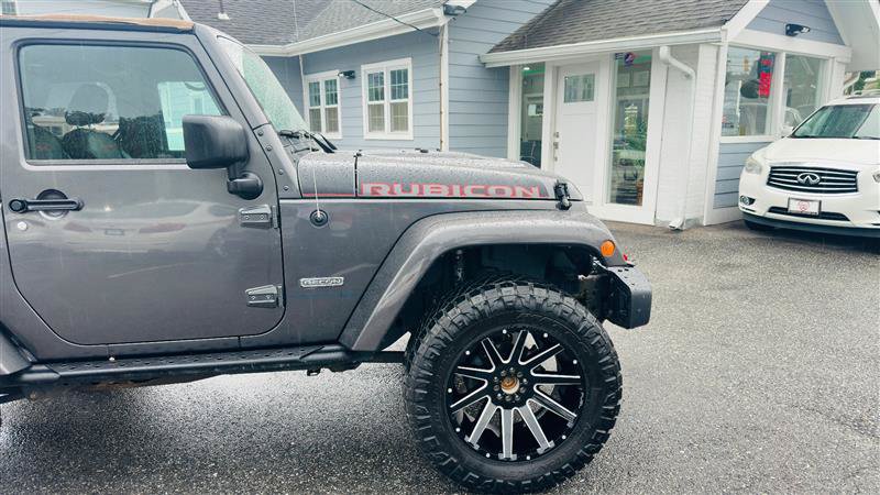 Used 2018 Jeep Wrangler Rubicon AWD/4WD image 9