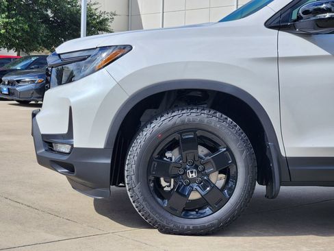 New 2026 Honda Ridgeline Black Edition image 5