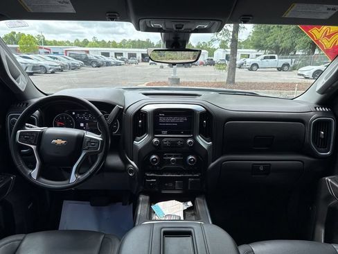 Used 2022 Chevrolet Silverado 1500 LTZ w/ Technology Package AWD/4WD image 17