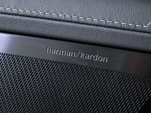 Used 2026 Volvo XC90 B6 Plus w/ Protection Package Premier image 9