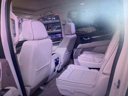 Used 2022 GMC Yukon XL Denali w/ Max Trailering Package image 13