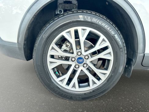 Used 2022 Ford Escape SEL FWD image 5