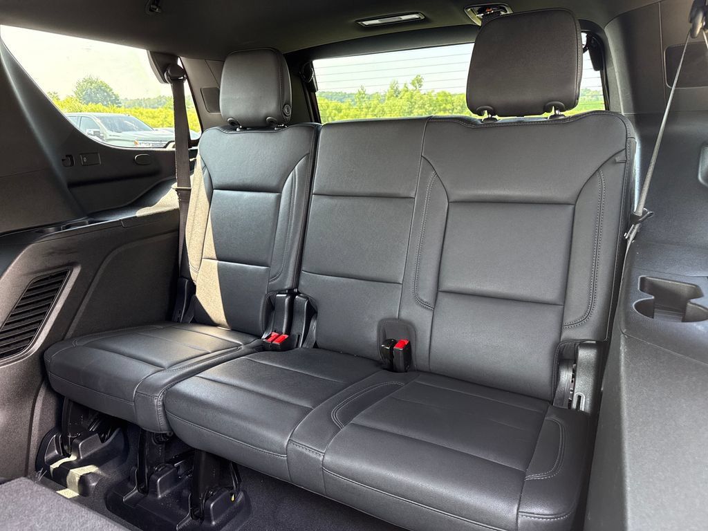 Certified 2025 Chevrolet Tahoe Z71 AWD/4WD image 30