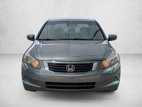 Used 2010 Honda Accord EX-L image 2