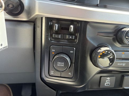 Used 2025 Ford F350 XLT w/ FX4 Off-Road Package AWD/4WD image 27