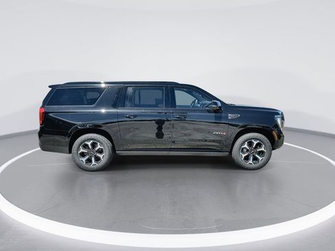 New 2026 GMC Yukon XL AT4 w/ AT4 Premium Plus Package AWD/4WD image 9