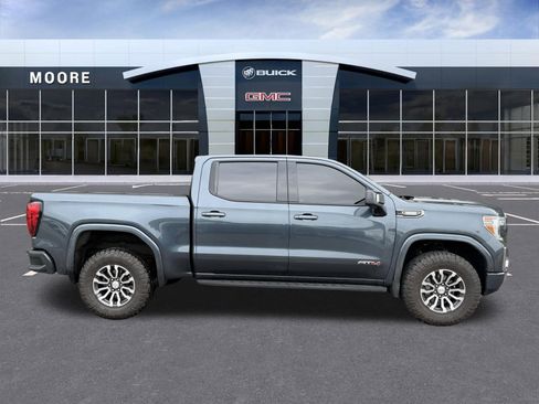 Used 2021 GMC Sierra 1500 AT4 w/ AT4 Premium Package AWD/4WD image 2