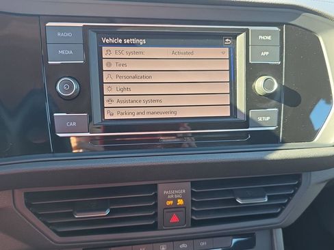 Used 2019 Volkswagen Jetta S w/ Driver Assistance Package image 22