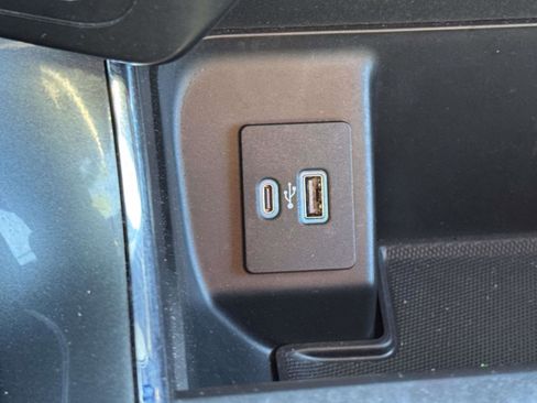 Used 2022 Ford F150 XLT w/ Equipment Group 302A High image 26