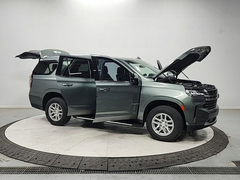 Used 2024 Chevrolet Tahoe LT image 9