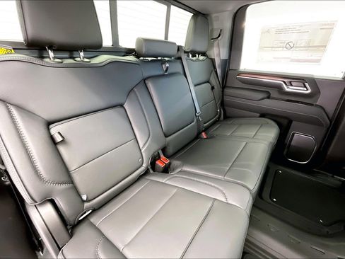 New 2026 GMC Sierra 2500 Denali w/ Denali Reserve Package image 10