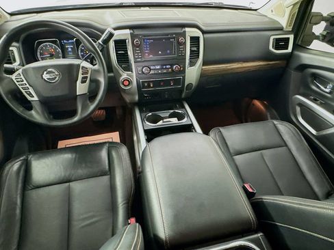 Used 2017 Nissan Titan SL w/ Chrome Package RWD image 26