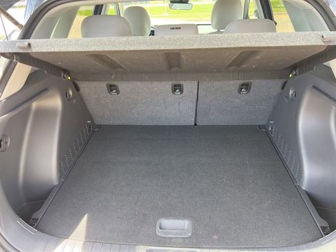 Used 2025 Hyundai Kona SEL FWD image 22