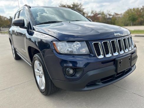 Used 2016 Jeep Compass Sport w/ Power Value Group image 4