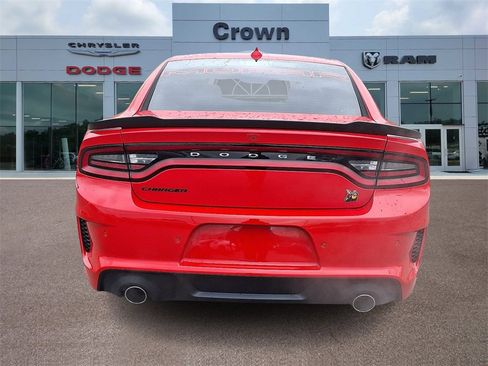 Used 2022 Dodge Charger Scat Pack image 5
