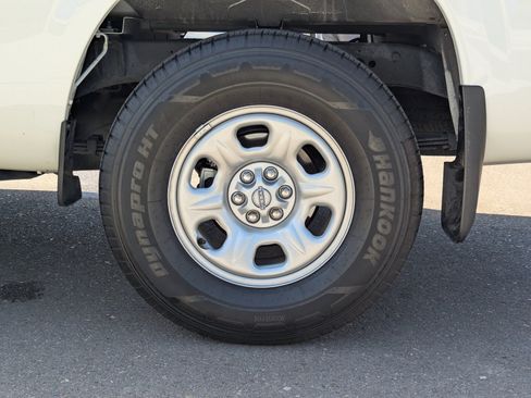 Used 2025 Nissan Frontier S AWD/4WD image 45