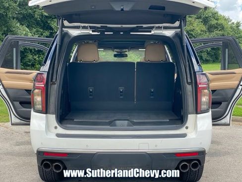 Used 2023 Chevrolet Tahoe Premier AWD/4WD image 48