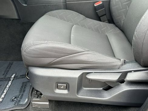 Used 2025 Toyota Tacoma SR image 26