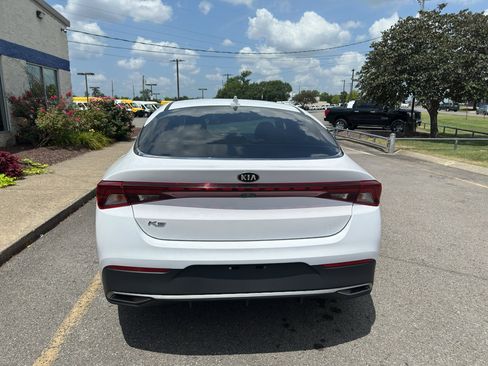 Used 2021 Kia K5 LX FWD image 5