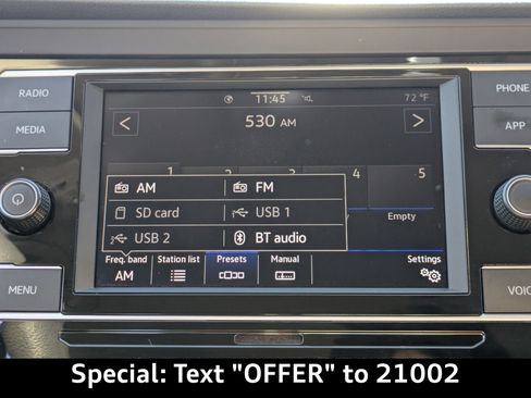 Used 2023 Volkswagen Jetta S image 17