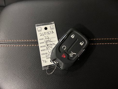 Certified 2022 GMC Terrain AT4 w/ Infotainment Package II AWD/4WD image 29