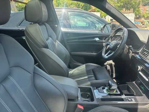 Used 2023 Audi SQ5 Prestige w/ Prestige Package AWD/4WD image 10