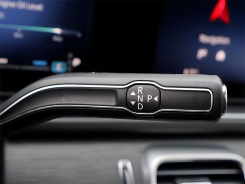 Used 2025 Mercedes-Benz GLE 350 4MATIC image 40