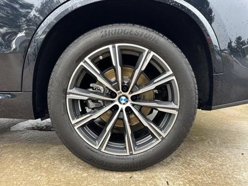 Certified 2025 BMW X5 xDrive40i w/ M Sport Package AWD/4WD image 29